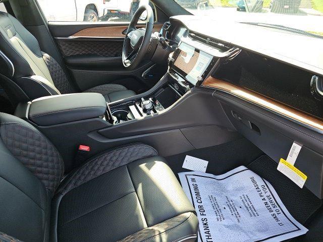 2026 Jeep Grand Cherokee Summit 4x4