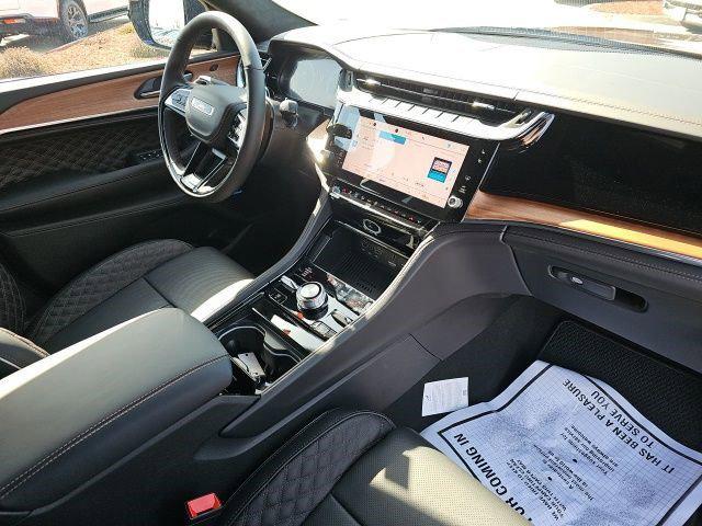 2026 Jeep Grand Cherokee Summit 4x4