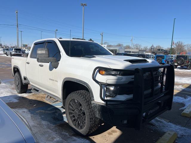 2024 Chevrolet Silverado 2500HD 4WD Crew Cab Standard Bed Custom