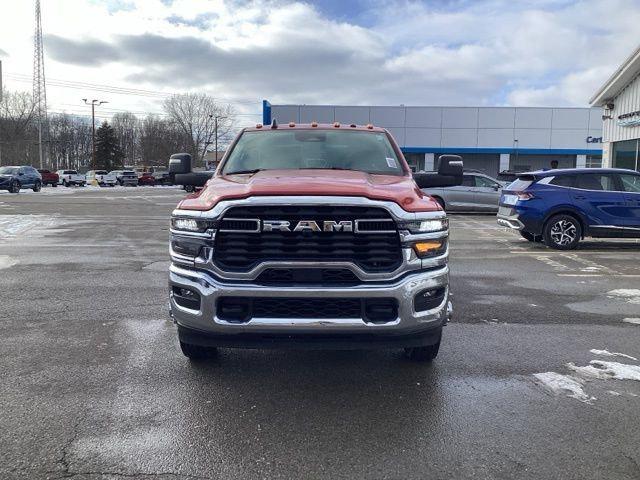 2026 RAM Ram 3500 Chassis Cab RAM 3500 TRADESMAN CREW CAB CHASSIS 4X4 60 CA