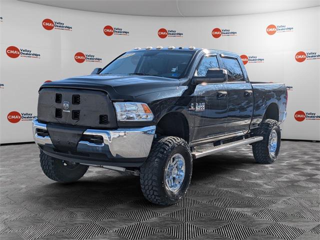 2017 RAM 2500 Tradesman Crew Cab 4x4 64 Box