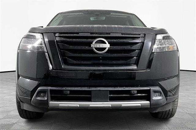2023 Nissan Pathfinder SL FWD