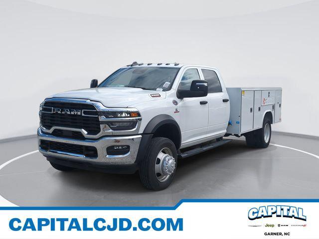 2026 RAM Ram 5500 Chassis Cab RAM 5500 TRADESMAN CHASSIS CREW CAB 4X4 84 CA