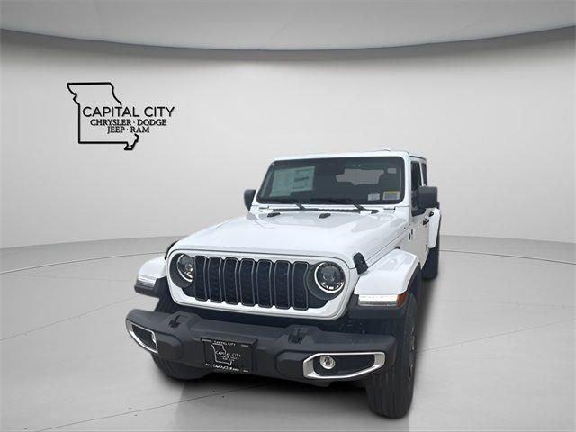 2026 Jeep Gladiator GLADIATOR SAHARA 4X4
