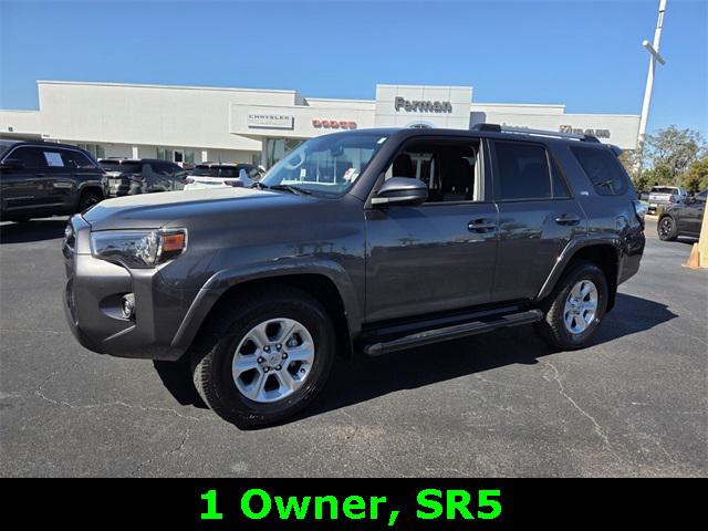2022 Toyota 4Runner SR5