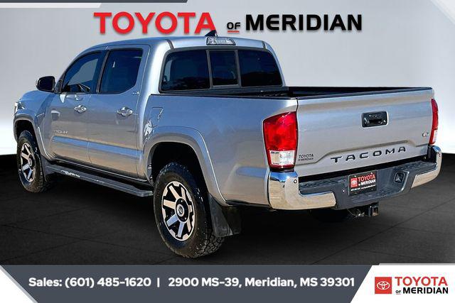 2017 Toyota Tacoma SR5 V6 2017 Toyota Tacoma SR5 V6