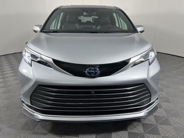 2021 Toyota Sienna Platinum
