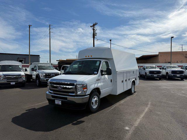 2026 Ford E-350 Cutaway E-350 DRW 158" WB