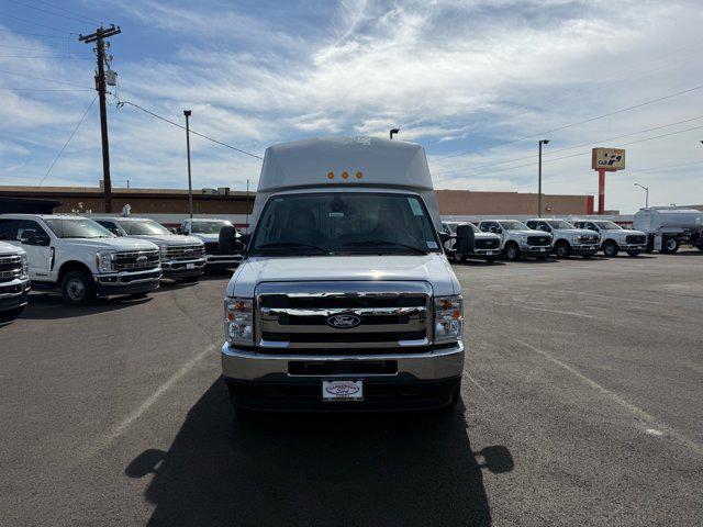 2026 Ford E-350 Cutaway E-350 DRW 158" WB