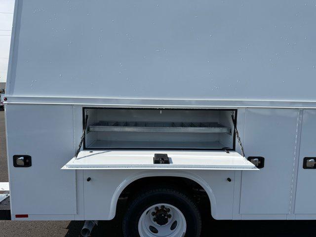 2026 Ford E-350 Cutaway E-350 DRW 158" WB