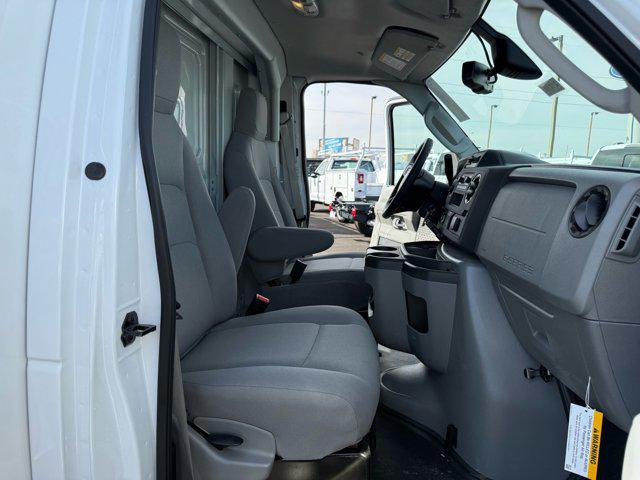2026 Ford E-350 Cutaway E-350 DRW 158" WB
