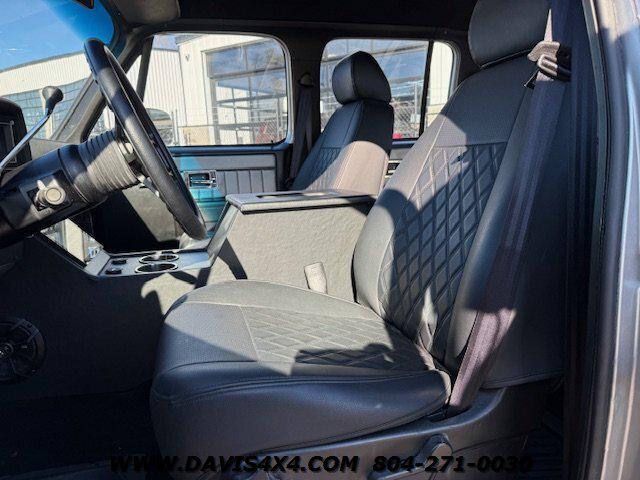 1989 Chevrolet 1 Ton Pickup 3+3 C/R30 Custom Hauler