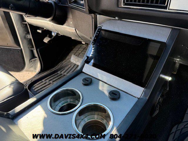 1989 Chevrolet 1 Ton Pickup 3+3 C/R30 Custom Hauler