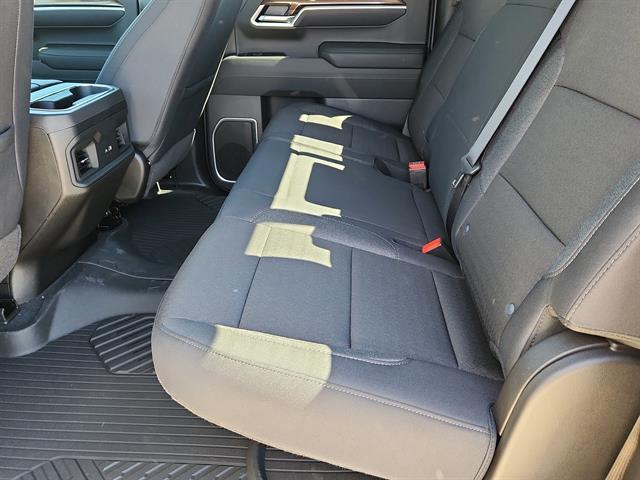 2026 Chevrolet Silverado 1500 4WD Crew Cab Standard Bed LT