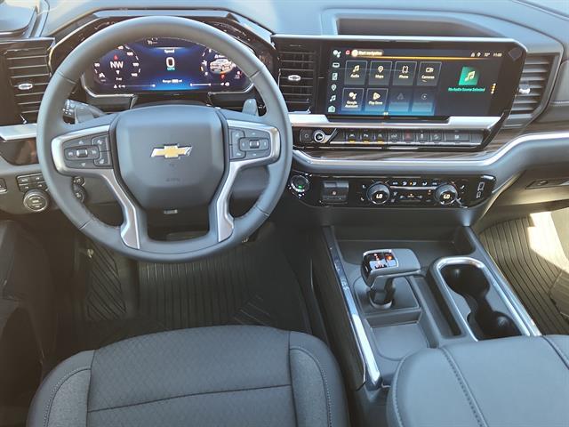 2026 Chevrolet Silverado 1500 4WD Crew Cab Standard Bed LT