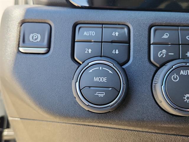 2026 Chevrolet Silverado 1500 4WD Crew Cab Standard Bed LT
