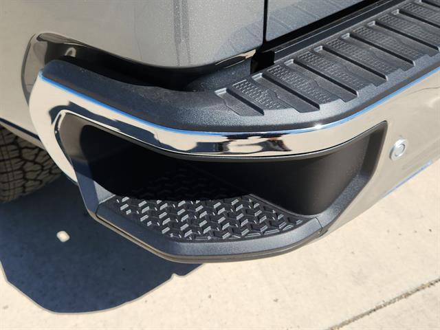 2026 Chevrolet Silverado 1500 4WD Crew Cab Standard Bed LT