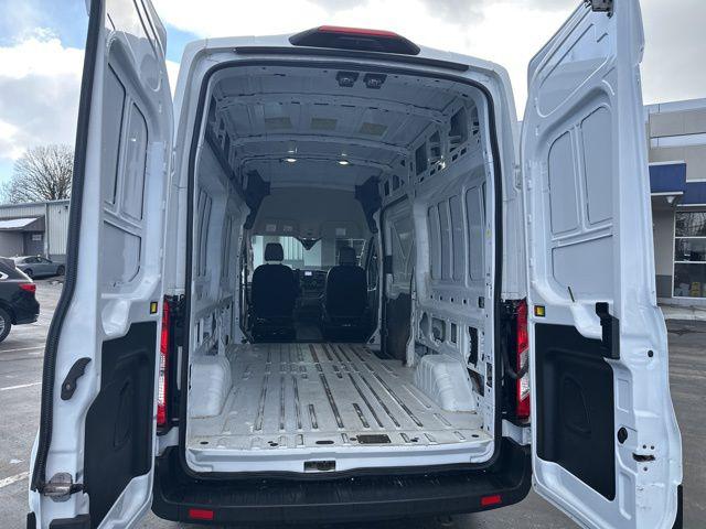 2023 Ford Transit Cargo Van Base