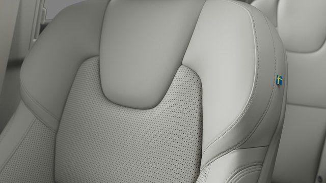 2026 Volvo XC90 Plug-In Hybrid Ultra, T8 AWD, Electric/Gasoline, Bright, 6 Seats