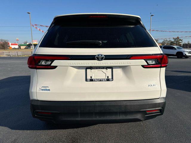 2024 Toyota Grand Highlander XLE