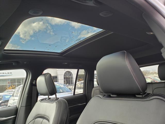 2026 Jeep Grand Cherokee Limited Reserve 4x4