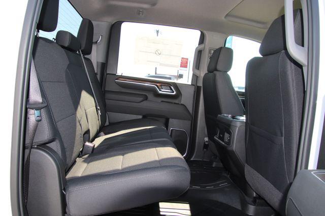 2026 Chevrolet Silverado 3500HD Crew Cab, Long Bed, LT Dual Rear Wheel, RWD