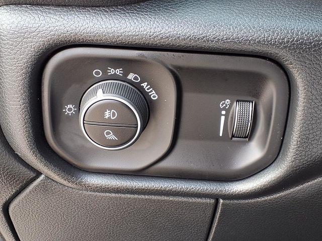 2026 Ram 3500 Tradesman Crew Cab 4x4 8' Box