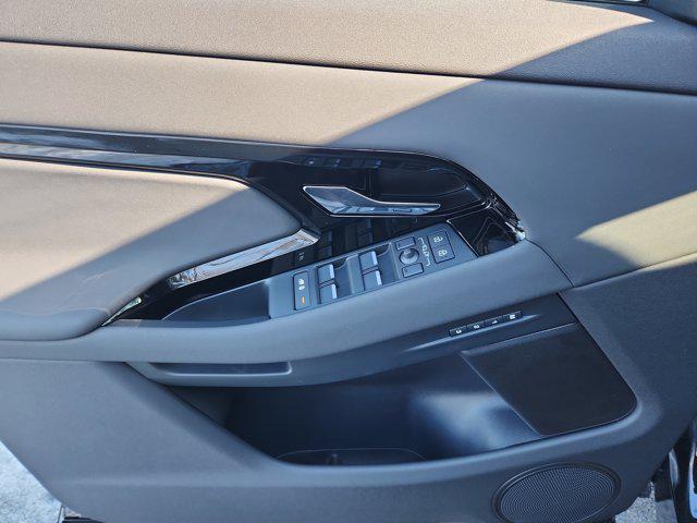 2026 Land Rover Range Rover Evoque Core S