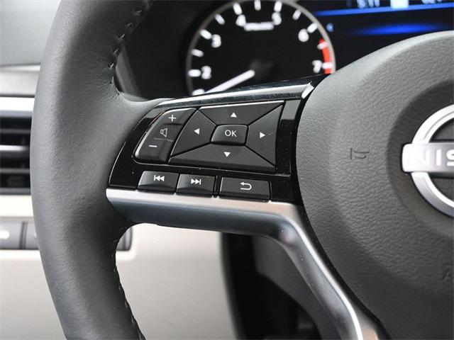 2025 Nissan Altima SL FWD