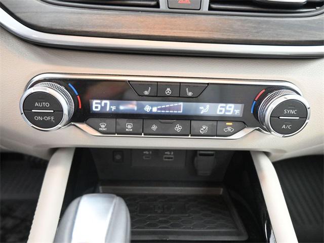 2025 Nissan Altima SL FWD