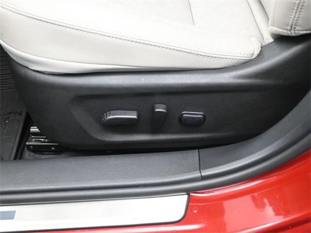 2025 Nissan Altima SL FWD