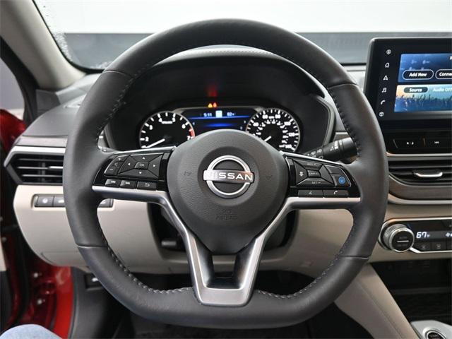 2025 Nissan Altima SL FWD