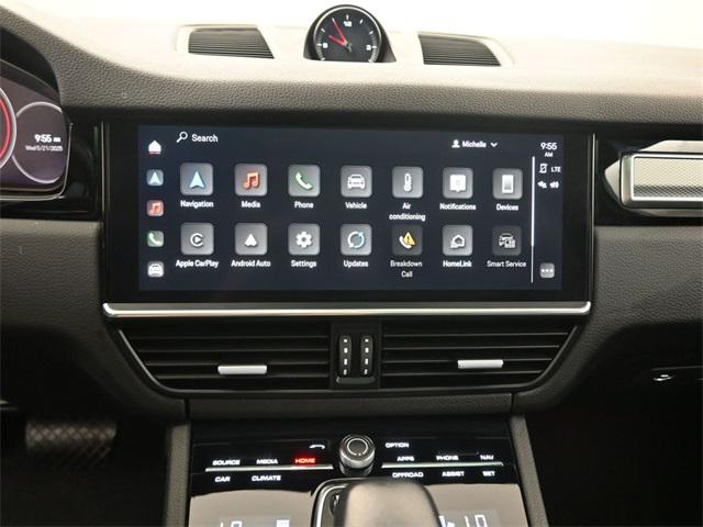 2023 Porsche Cayenne Base