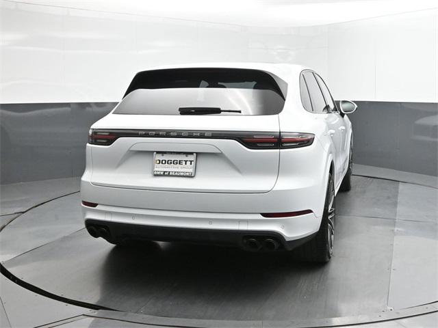 2023 Porsche Cayenne Base