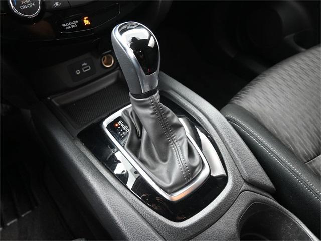 2020 Nissan Rogue SV FWD