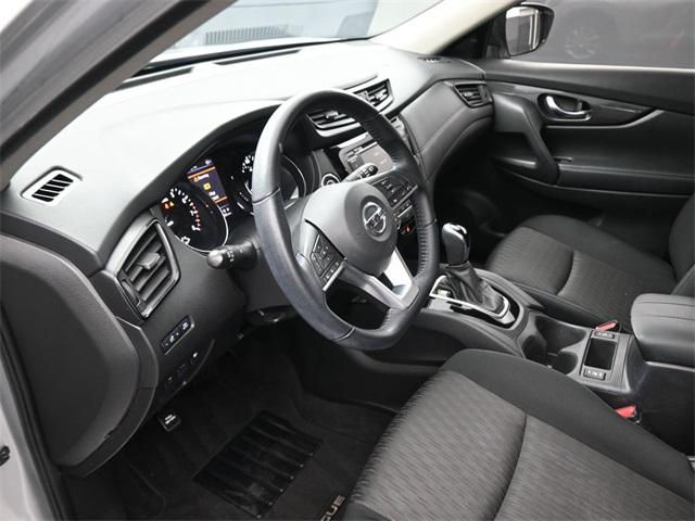 2020 Nissan Rogue SV FWD