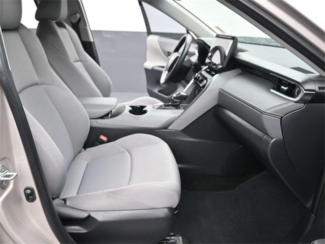 2024 Toyota Venza LE