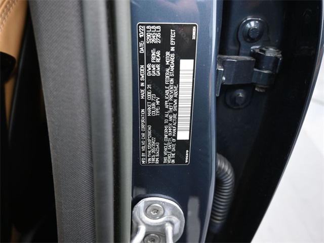 2023 Volvo XC60 B5 Ultimate Bright Theme