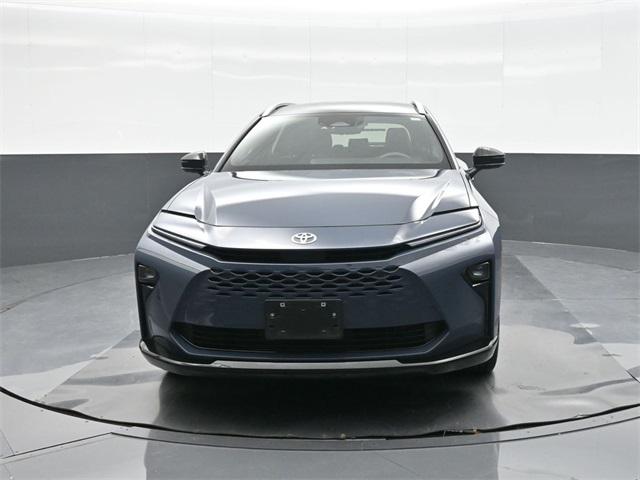 2025 Toyota Crown Signia Limited