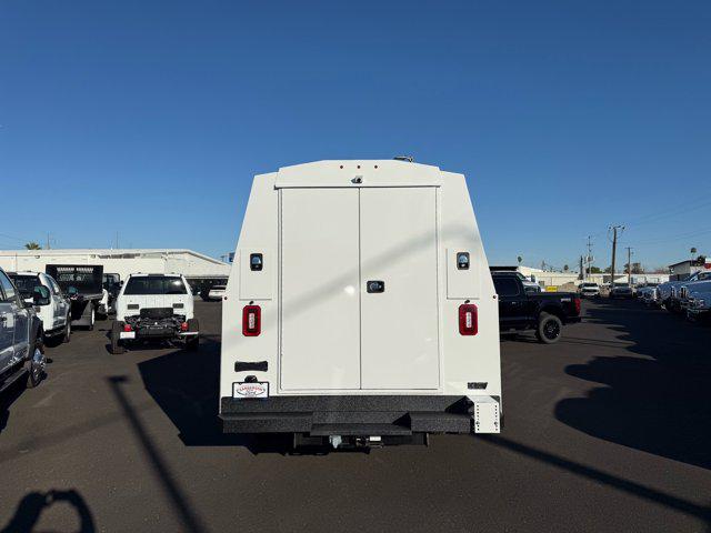 2026 Ford E-350 Cutaway E-350 DRW 158" WB