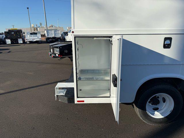 2026 Ford E-350 Cutaway E-350 DRW 158" WB