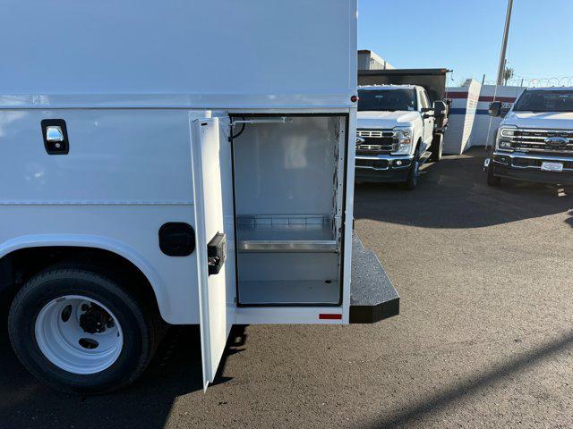 2026 Ford E-350 Cutaway E-350 DRW 158" WB