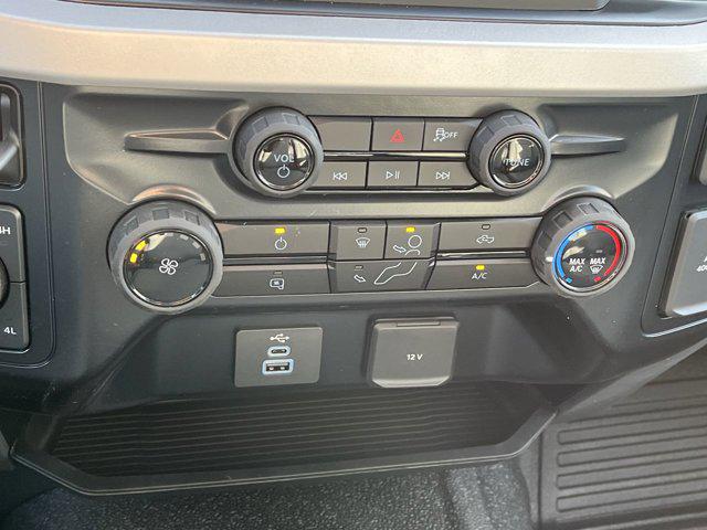 2025 Ford F-550 4WD