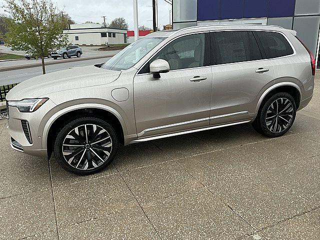 2026 Volvo XC90 Plug-In Hybrid Plus, T8 AWD, Electric/Gasoline, Bright, 7 Seats