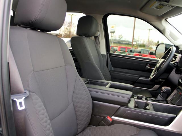 2024 Toyota Tundra SR5 4x4