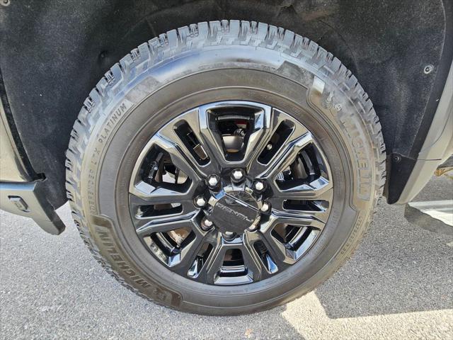 2021 GMC Sierra 2500HD 4WD Crew Cab Standard Bed Denali