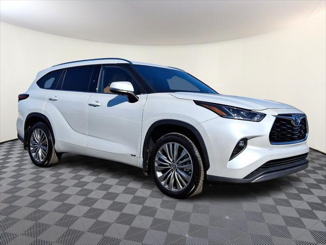 2022 Toyota Highlander Hybrid Platinum for sale in EASTON, PA