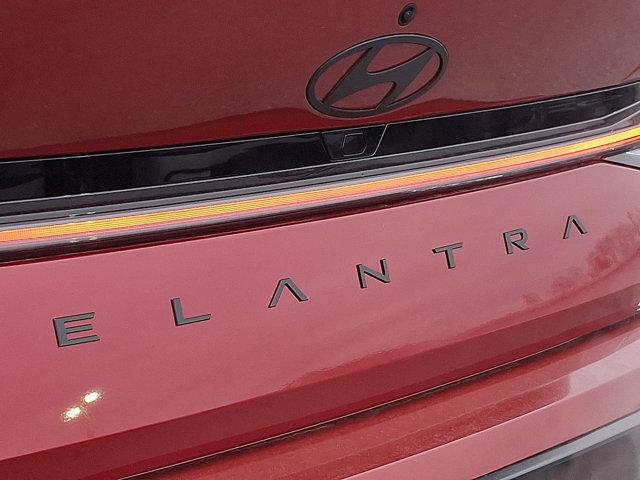 2026 Hyundai Elantra DCT