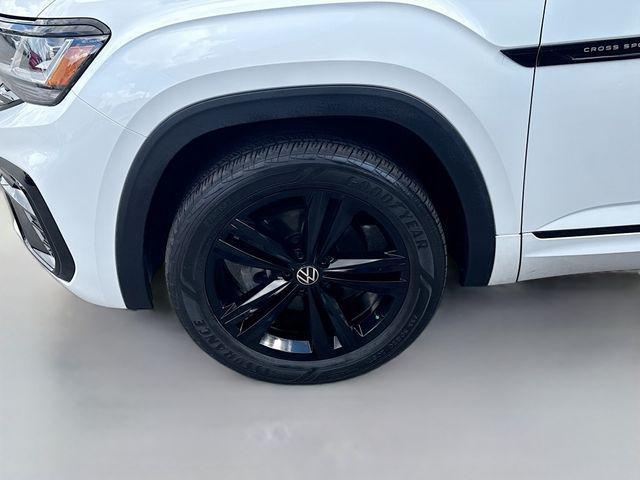 2023 Volkswagen Atlas Cross Sport 2.0T SEL R-Line Black