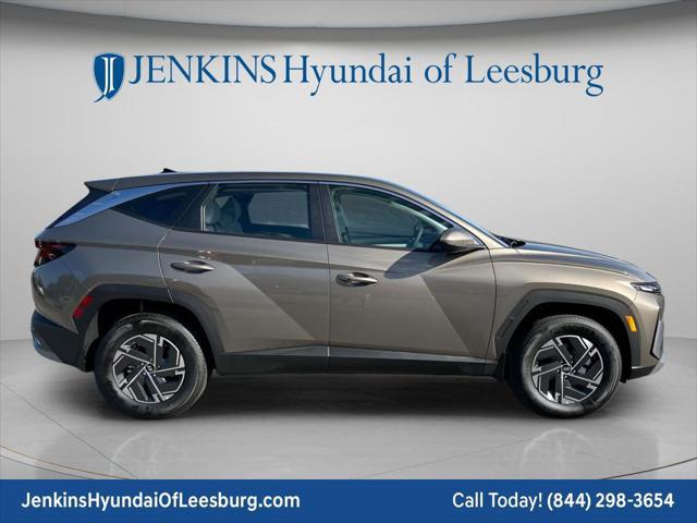 2026 Hyundai Tucson Hybrid Blue SE